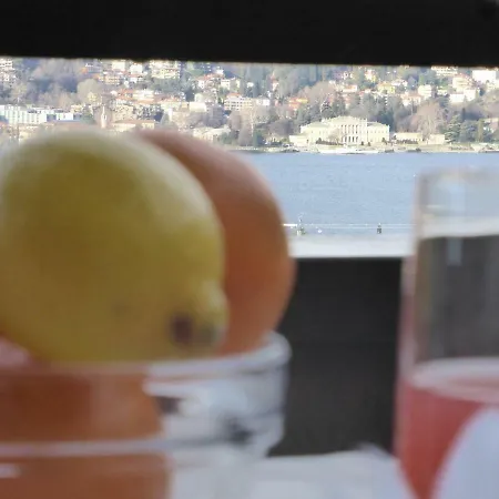 Una Terrazza Sul Lago Apartment *